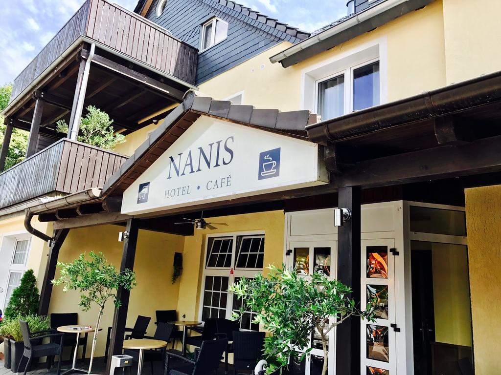 Nanis Hotel & Appartements シュタインフーデ エクステリア 写真
