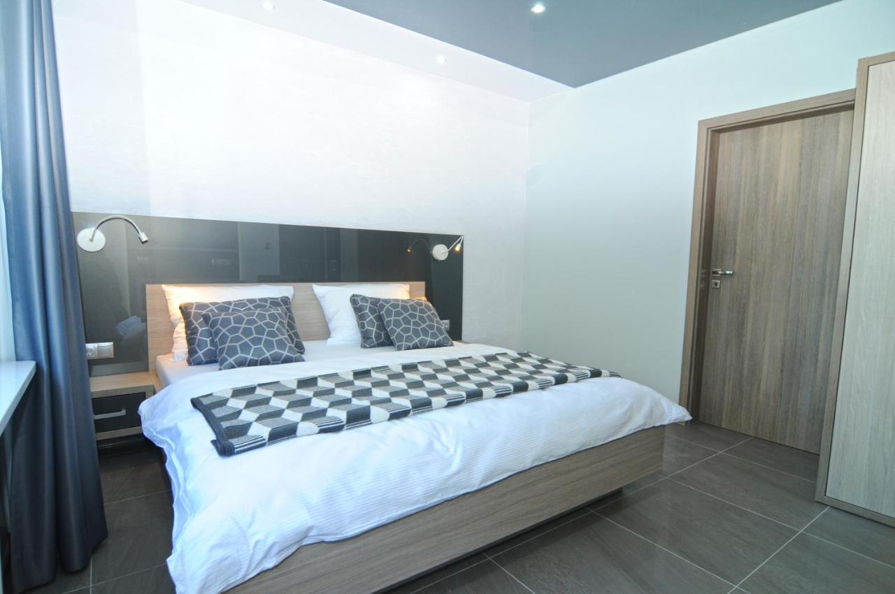 Nanis Hotel & Appartements シュタインフーデ エクステリア 写真