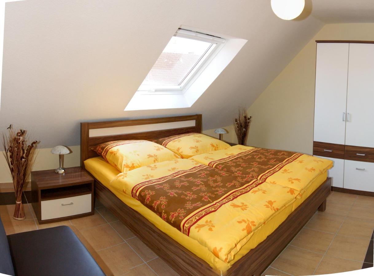 Nanis Hotel & Appartements シュタインフーデ 部屋 写真